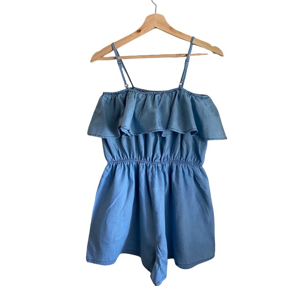 Off The Shoulder Ruffle Top Romper - Picture 3 of 3